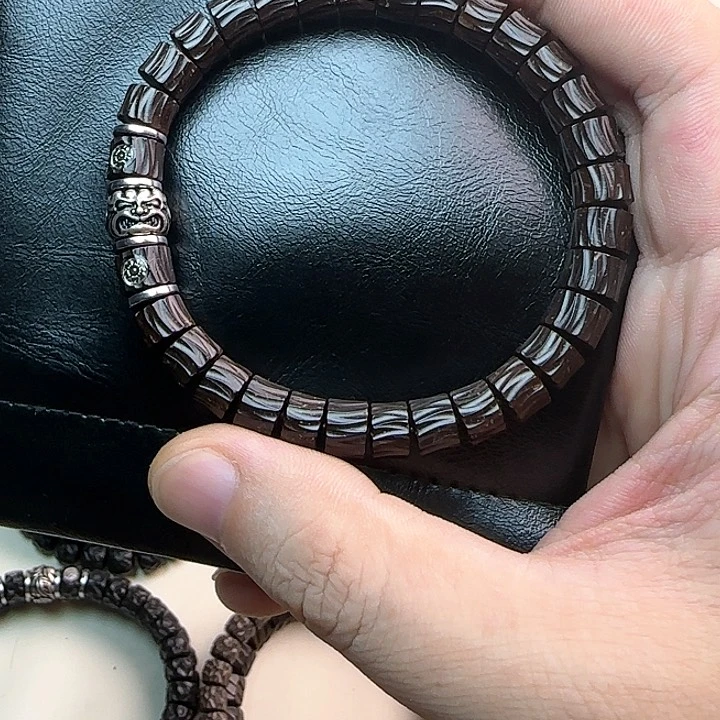 【闪购商品】椰蒂手串8吞噬吞金兽