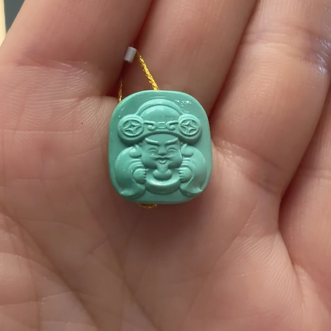 绿松石未镶嵌颈饰