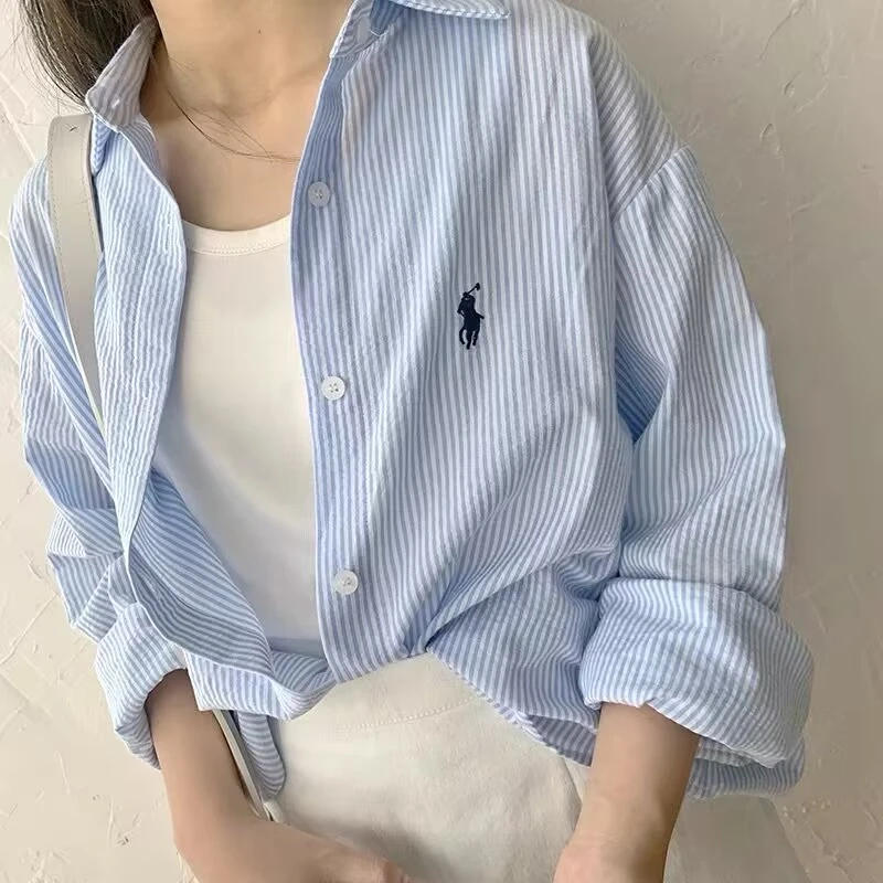 竖条前刺绣小马宽松衬衫