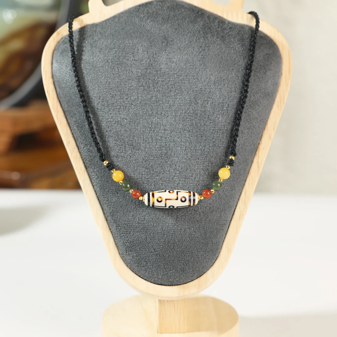 M0170【浮春绘】猛犸牙九眼轻奢小众气质百搭项链