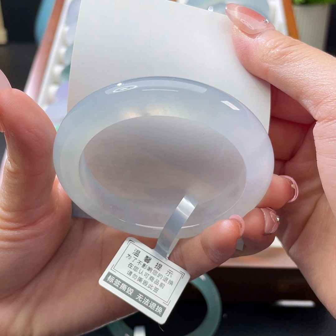 翡翠未镶嵌手镯50.5白冰