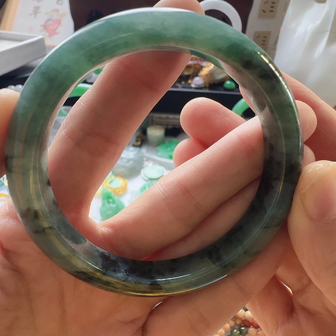 翡翠未镶嵌手镯翡翠260