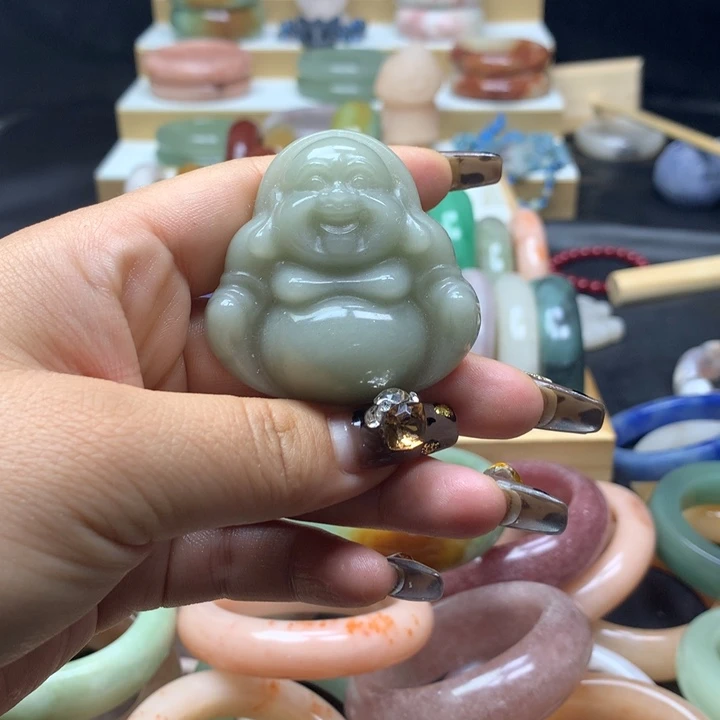 未镶嵌手镯石英质玉