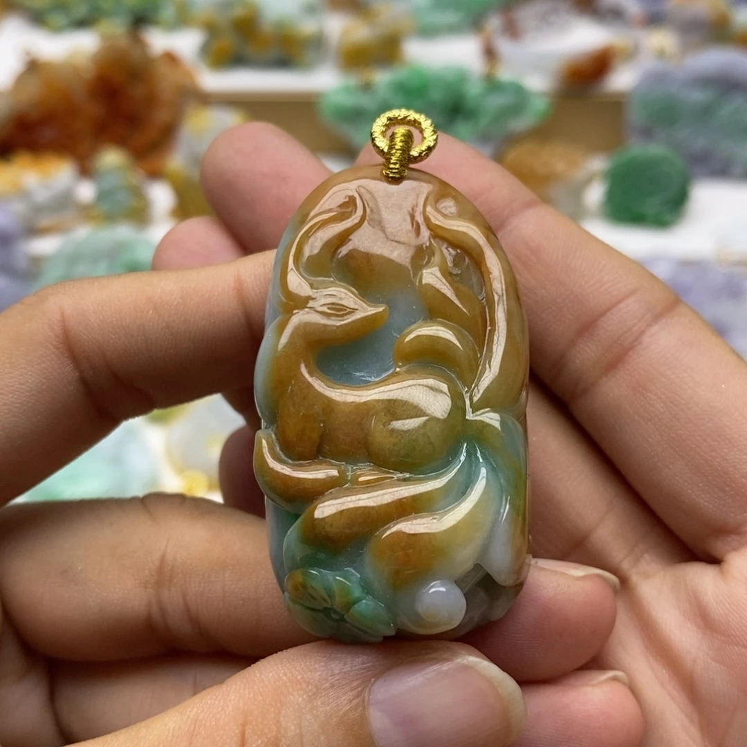 翡翠未镶嵌颈饰翡翠