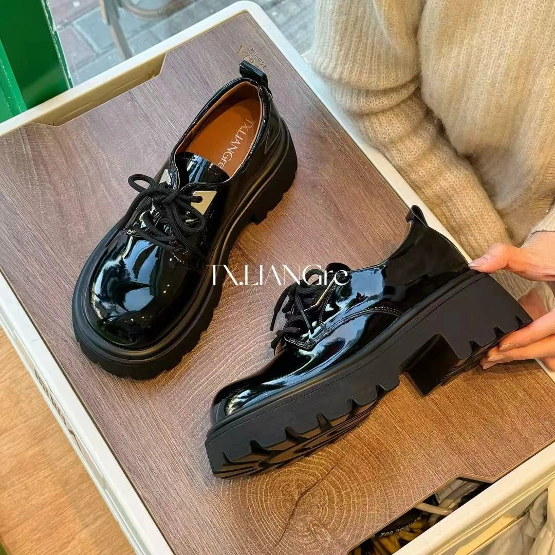 【TX.LIANGre】独家款/增高5.5cm圆头松糕厚底小皮鞋漆皮乐福鞋单女