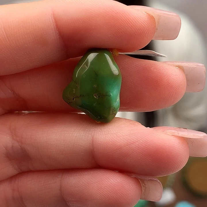 绿松石未镶嵌原矿