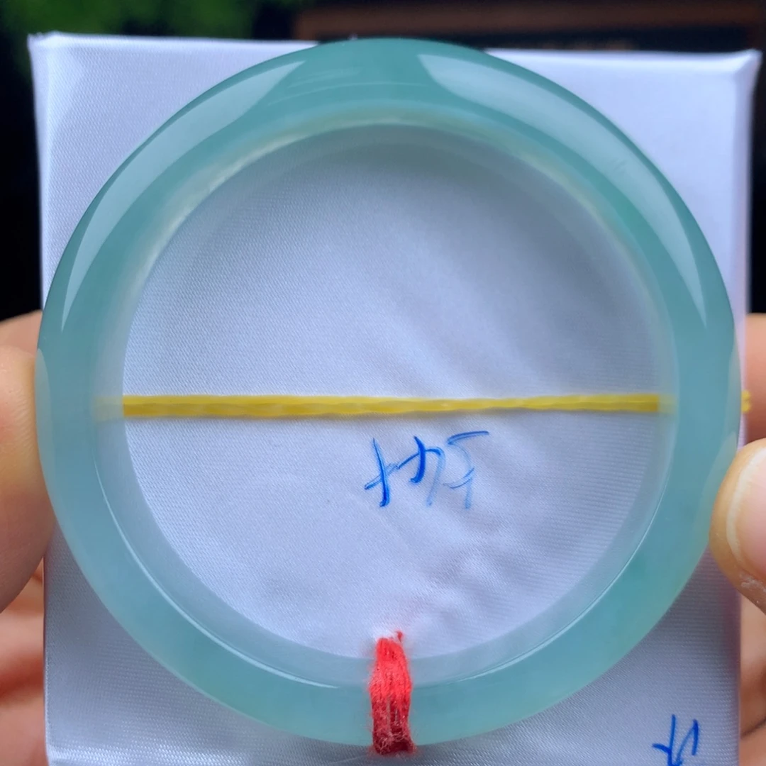 翡翠未镶嵌手镯孔雀蓝