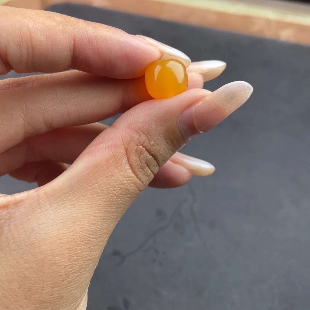 石英质玉（缅黄）未镶嵌吊坠(不含链)廖*