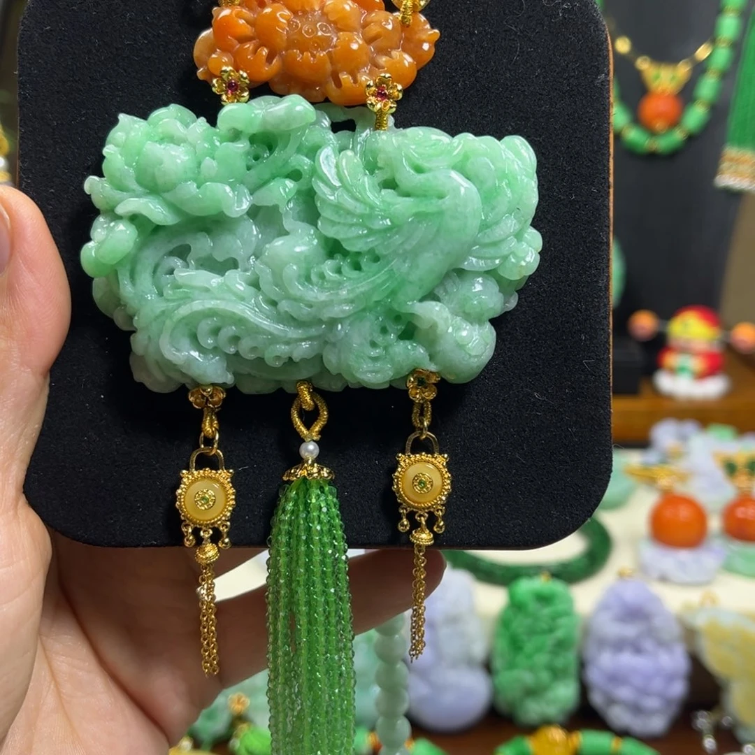翡翠未镶嵌颈饰天然翡翠