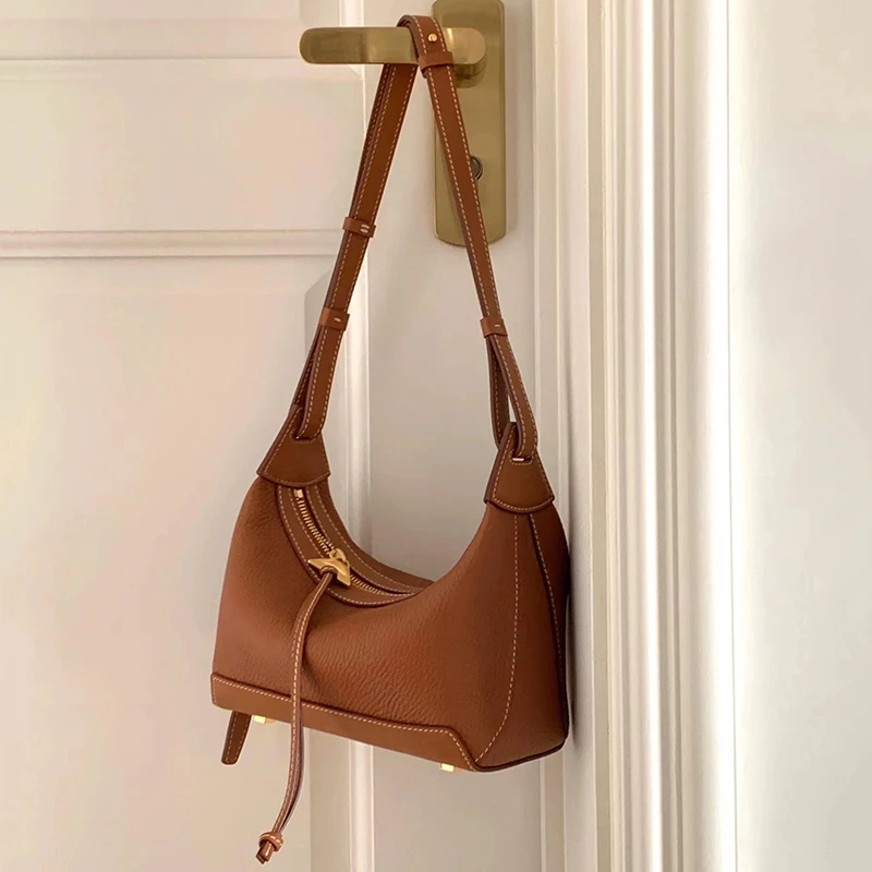 新款真皮风筝便当袋小众设计高级感腋下包女简约百搭法棍斜挎包潮