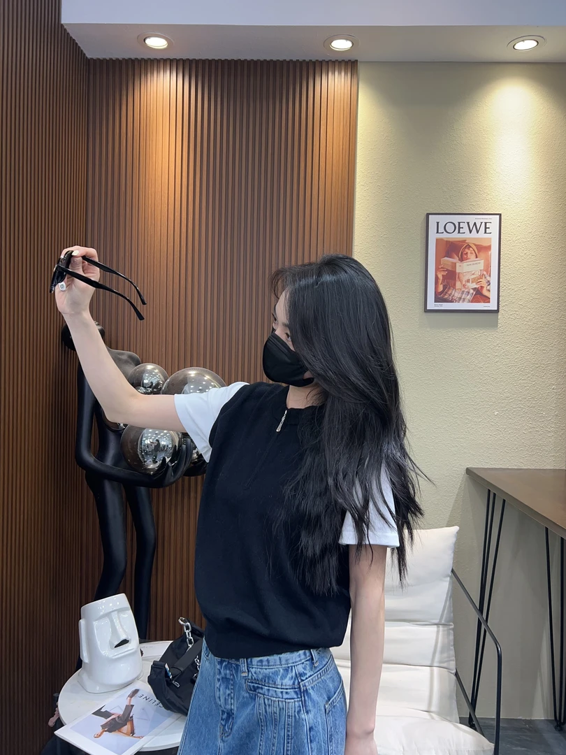 欧洲站2025春季新款宽松针织衫女短袖百搭拼色半拉链套头打底上衣