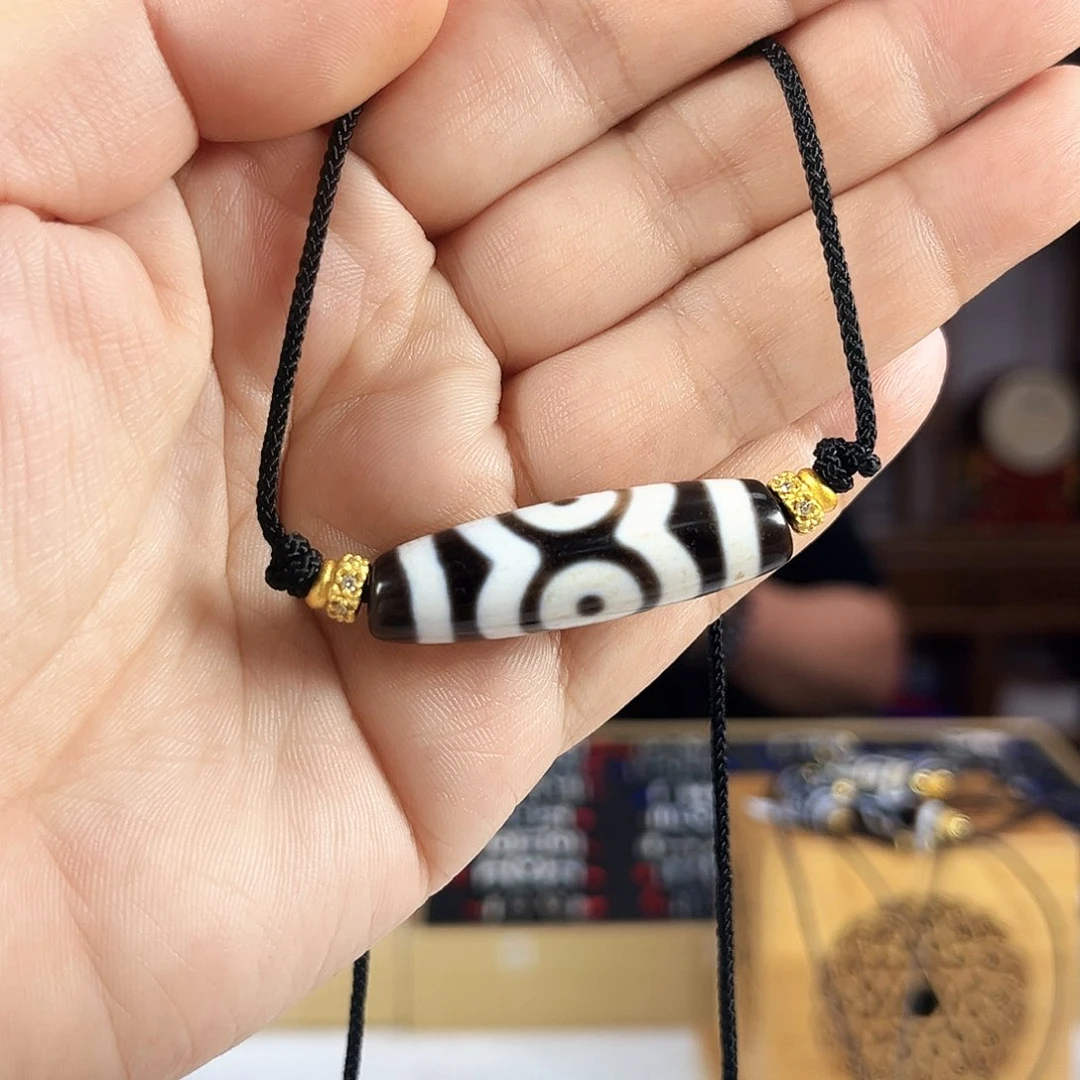 玛瑙/玉髓颈饰合金～行运