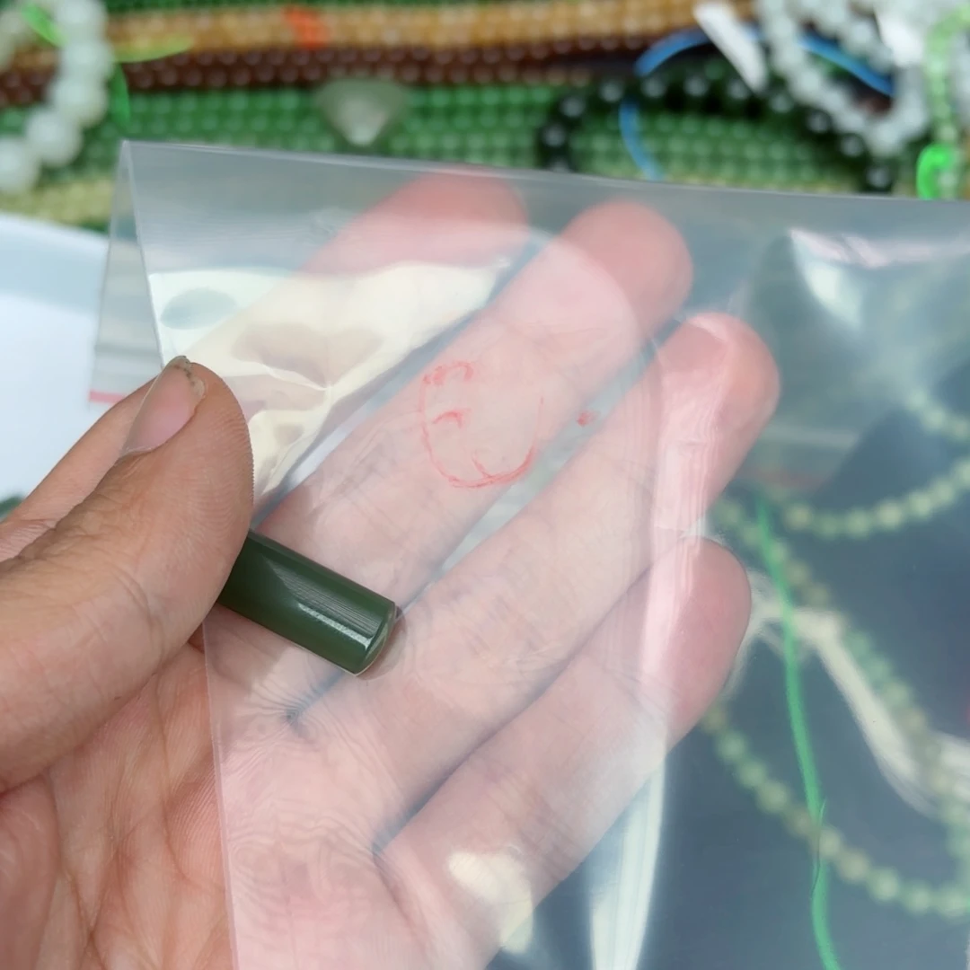 和田玉吊坠未镶嵌