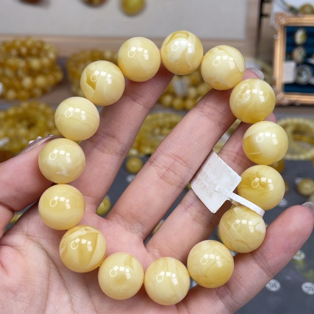 蜜蜡未镶嵌裸石48