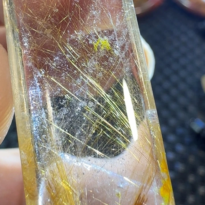 水晶颈饰未镶嵌?****?我们