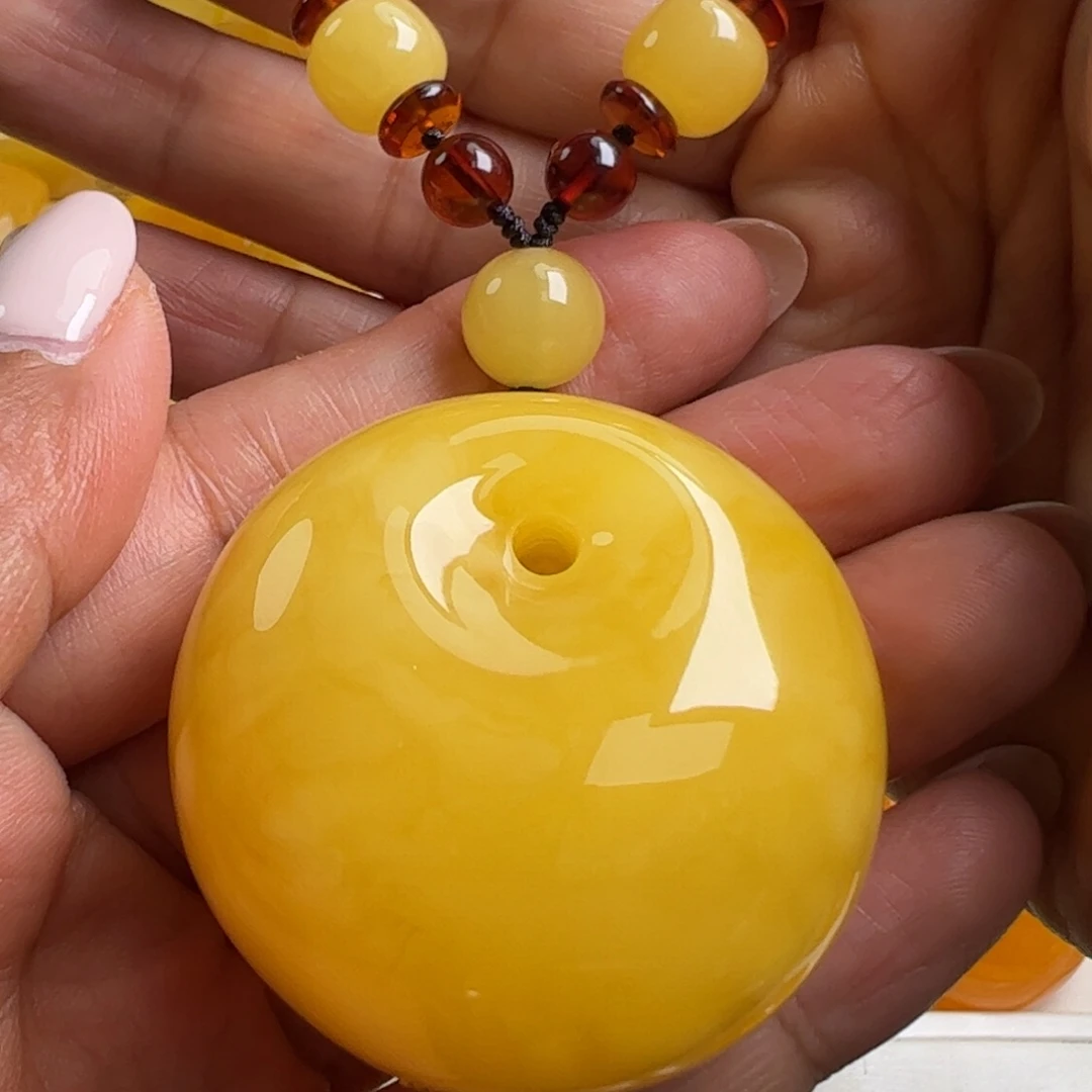 蜜蜡毛衣链未镶嵌无烤色无优化无补胶无煮蜜无辐照