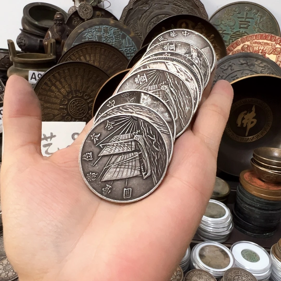 金属复古风格摆件