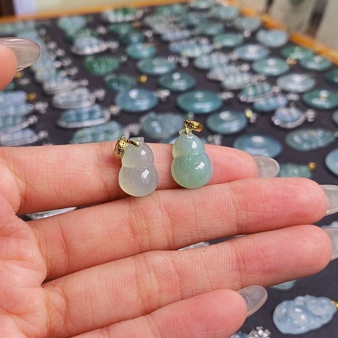 翡翠18K金镶嵌吊坠(赠链)天然缅甸A货翡翠葫芦 二百一个