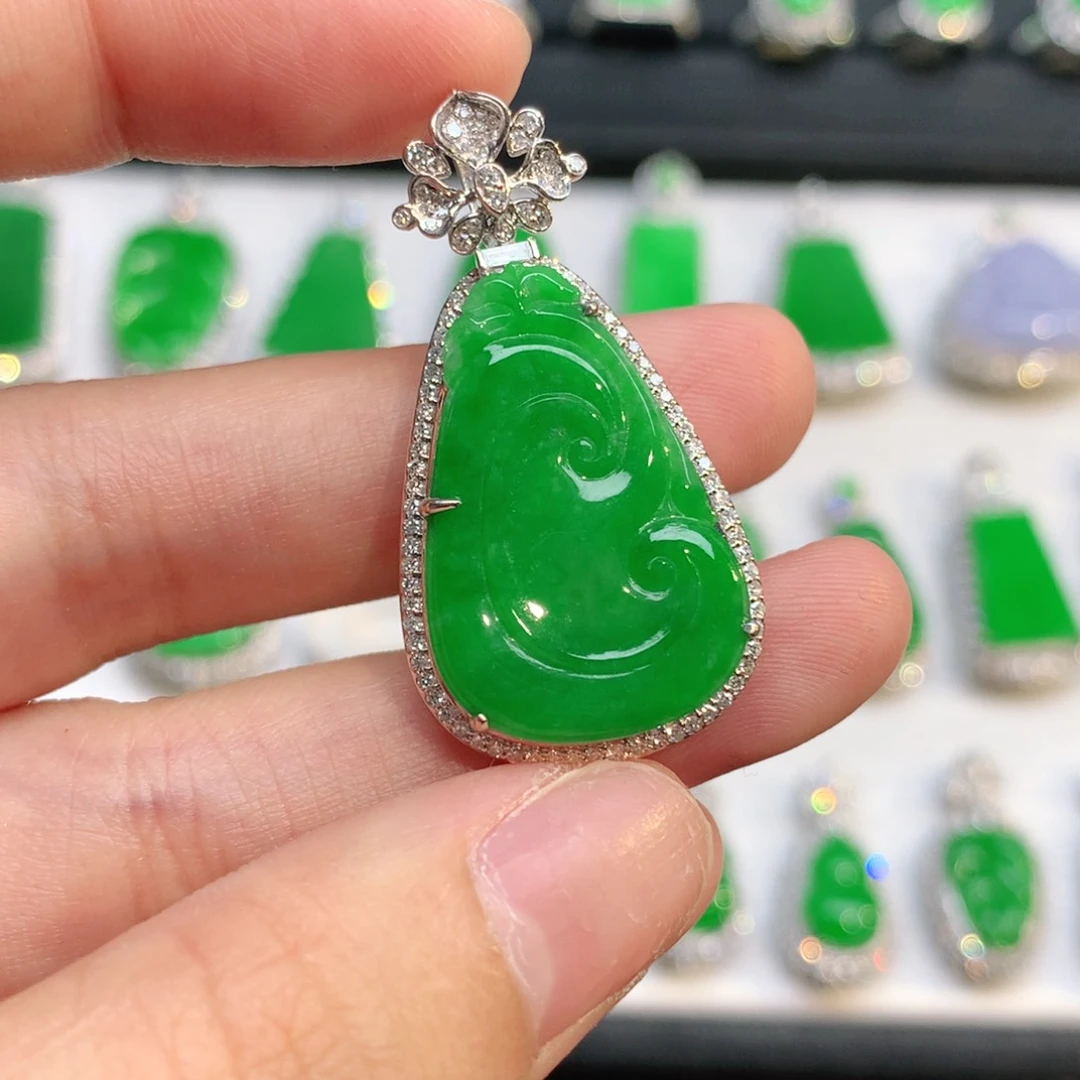 翡翠18K金镶嵌吊坠(不含链)