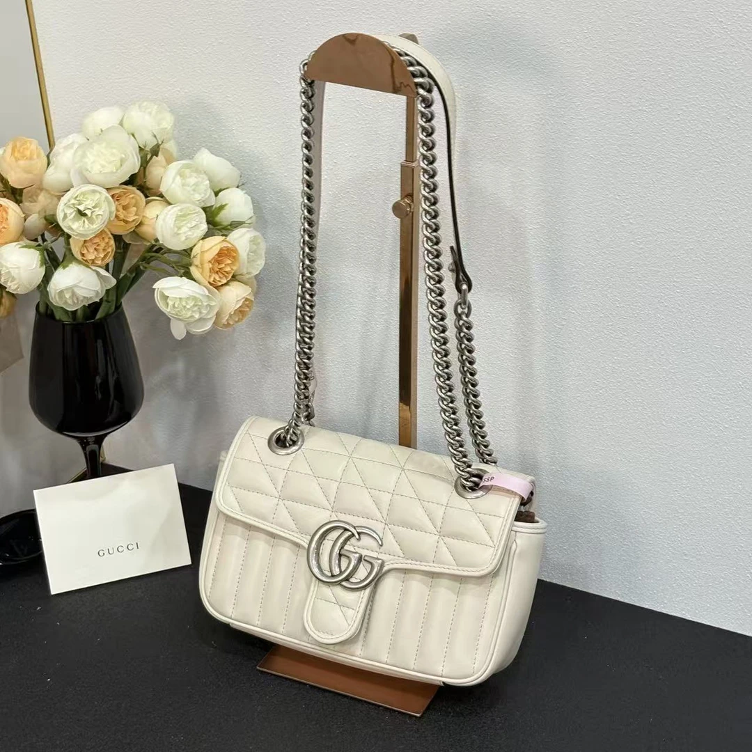 未使用 GUCCI/古驰 壹所奢品GUCCI 马蒙22 白银 闲置