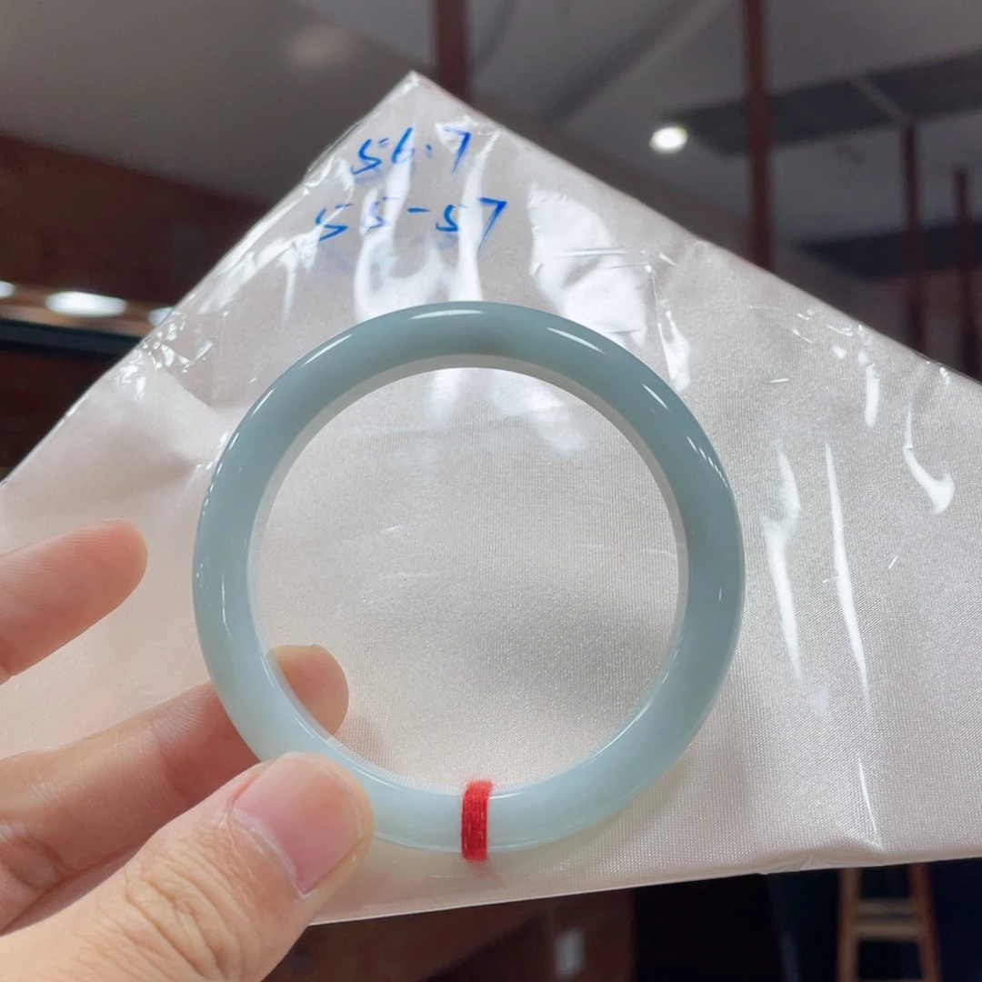 翡翠手镯未镶嵌买断