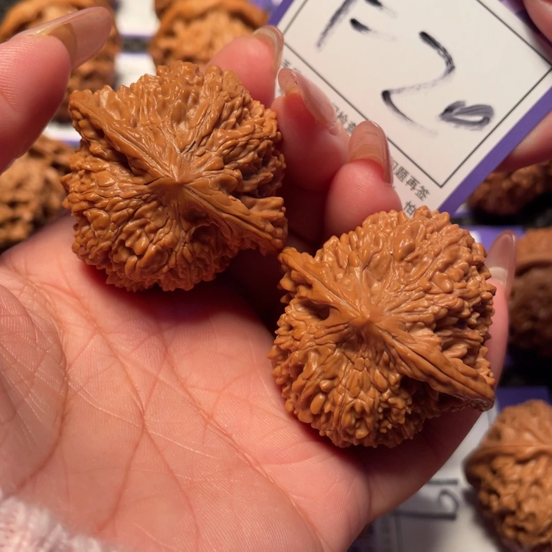 文玩核桃把件20号满天星44