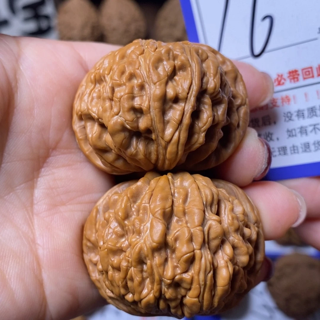 文玩核桃把件46四座楼16
