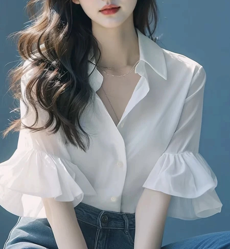 295 韩系设计款时尚精致夏季短袖白衬衫（T02）