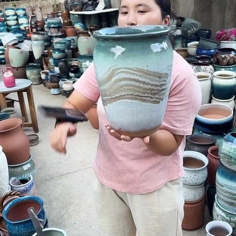 口21高28一个盆子。