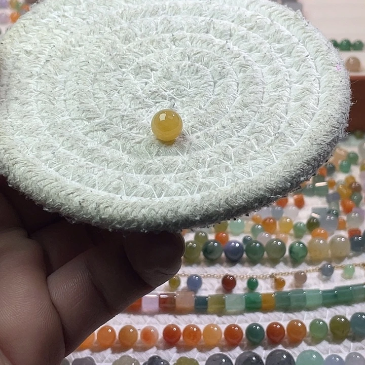 翡翠散珠未镶嵌定制翡翠卡8.7