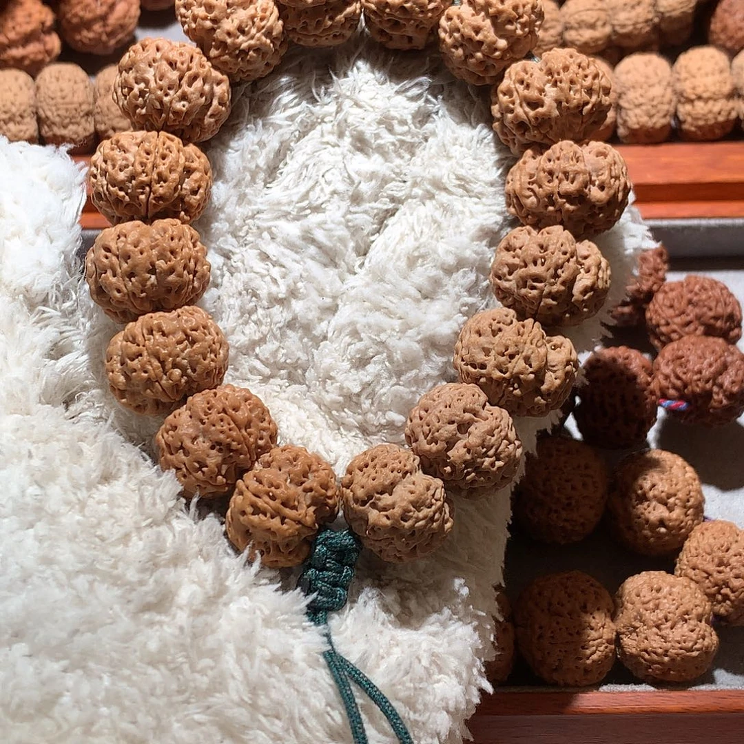 大***装金刚菩提吊坠21超头醉梅花