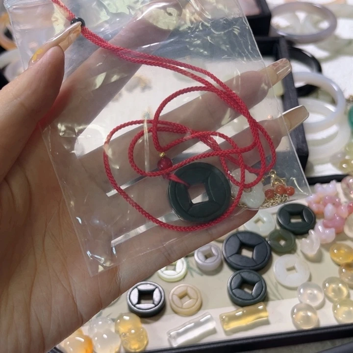 玛瑙/玉髓手镯未镶嵌阿****带