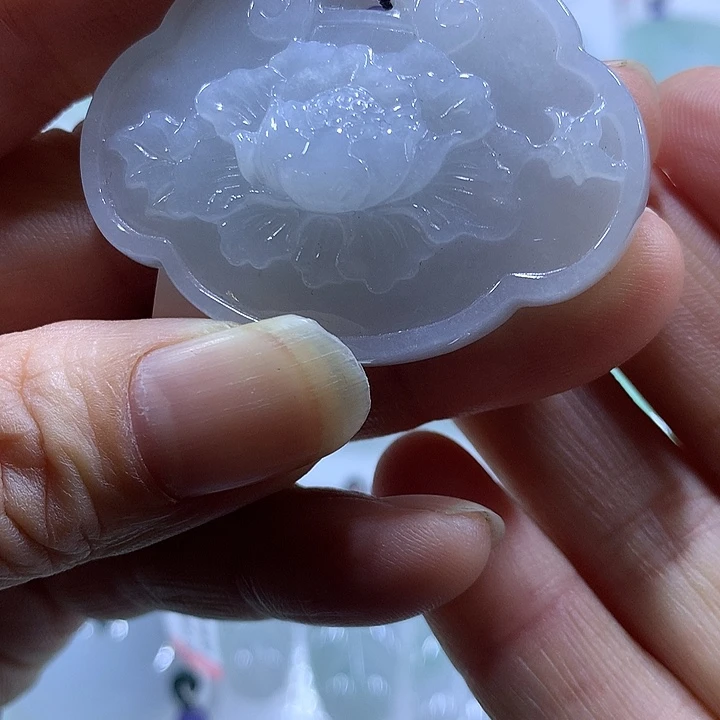 翡翠未镶嵌颈饰天然翡翠吊坠A货