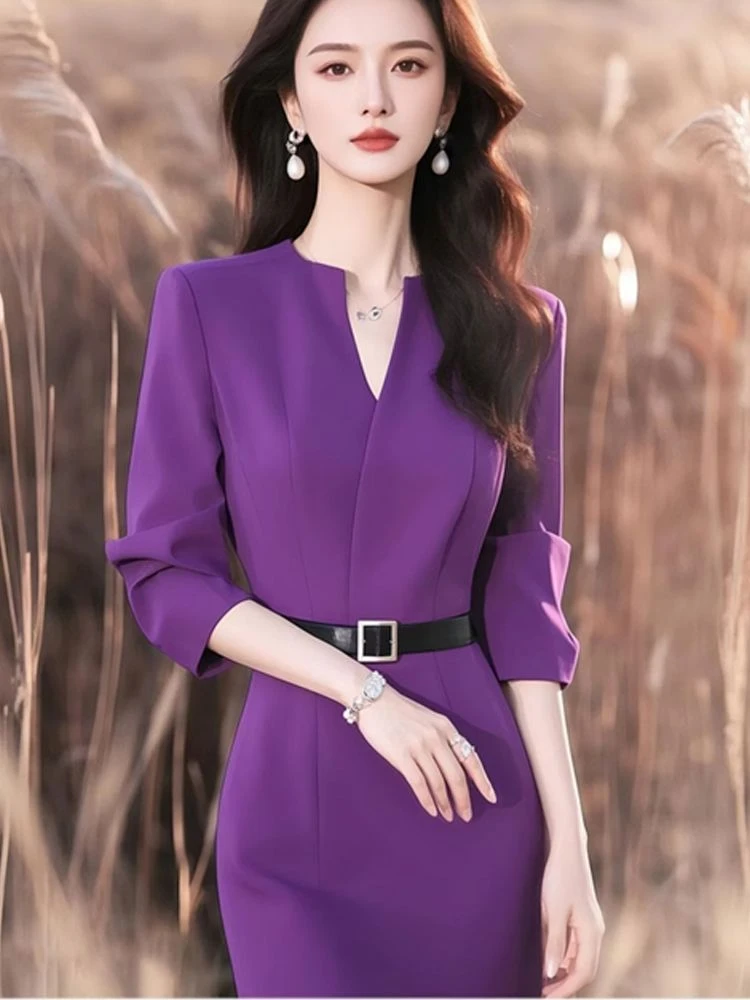 春装法式高端精致气质名媛轻奢高级感气场强大轻熟风紫色连衣裙女