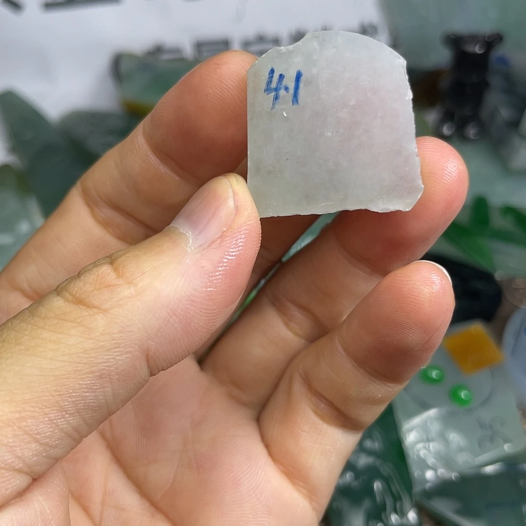 未镶嵌定制翡翠糯化冰佛公