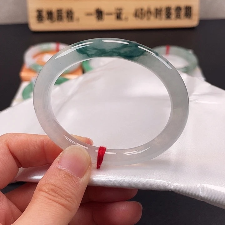 翡翠未镶嵌手镯贵妃30