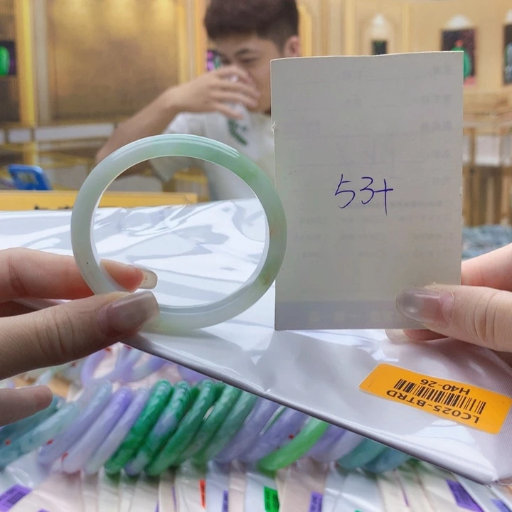 翡翠手镯未镶嵌Hh