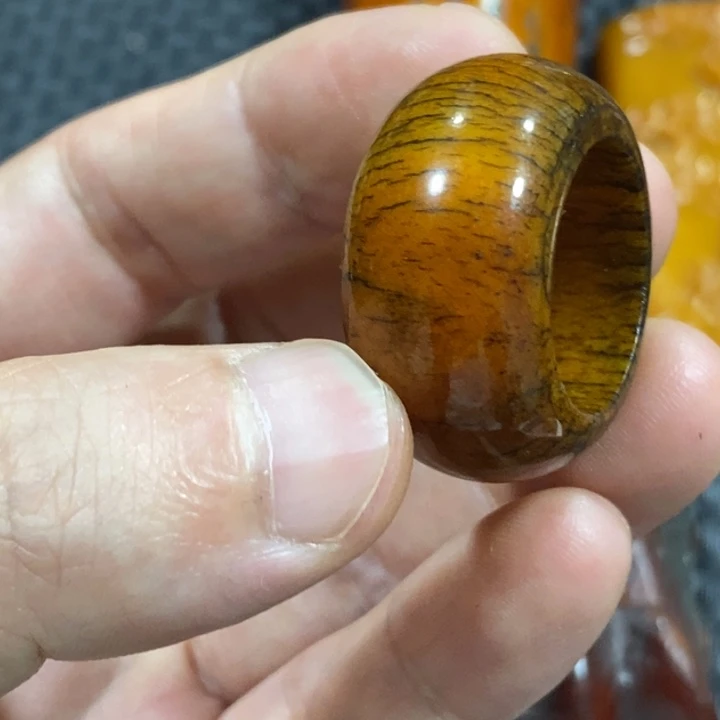 滴血莲花菩提吊坠