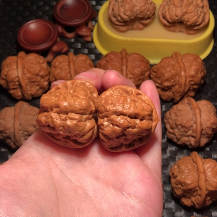 把件文玩核桃35四开三角蛙王