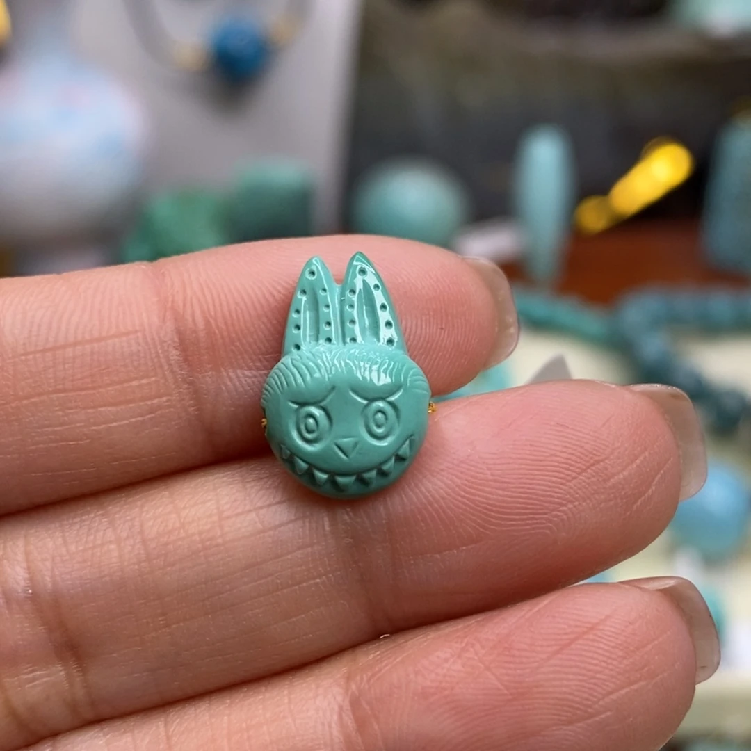 绿松石未镶嵌珠宝奇石