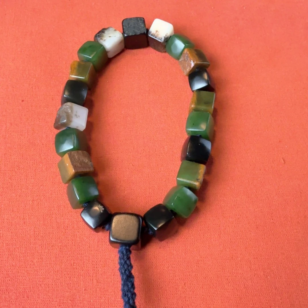 手链未镶嵌和田玉