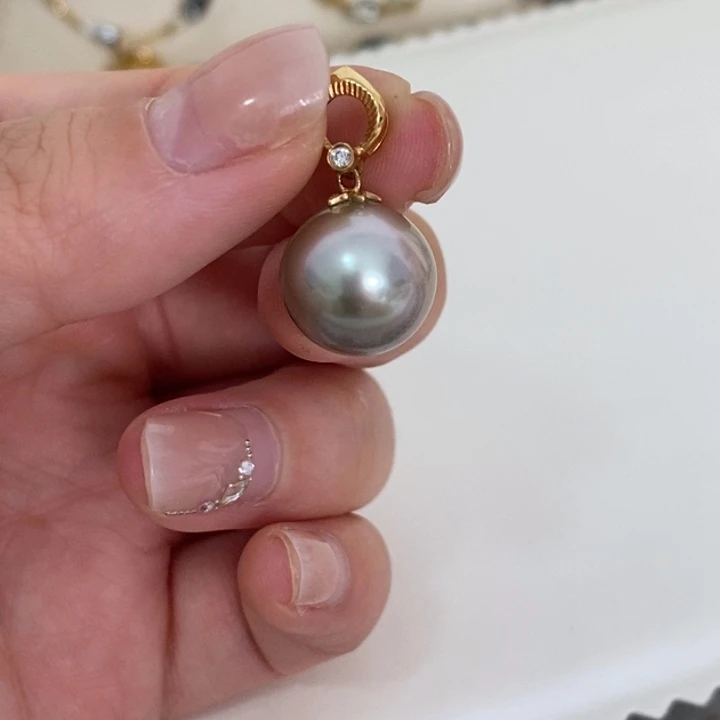 海水珍珠戒指18K金镶嵌12.7mm正圆怪色大溪地