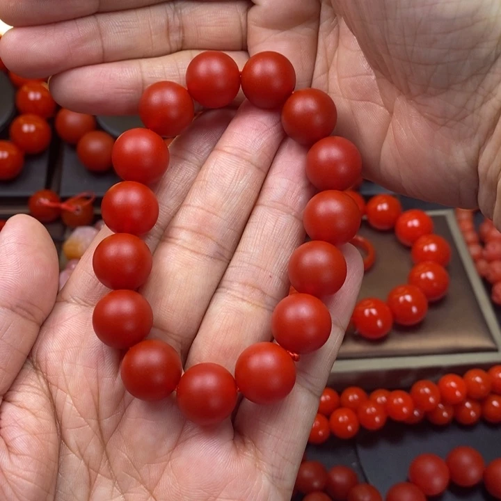 未镶嵌手串玛瑙/玉髓14哑光