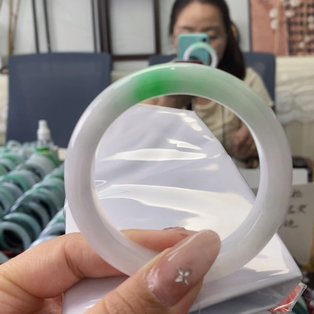 未镶嵌手镯翡翠51白底青