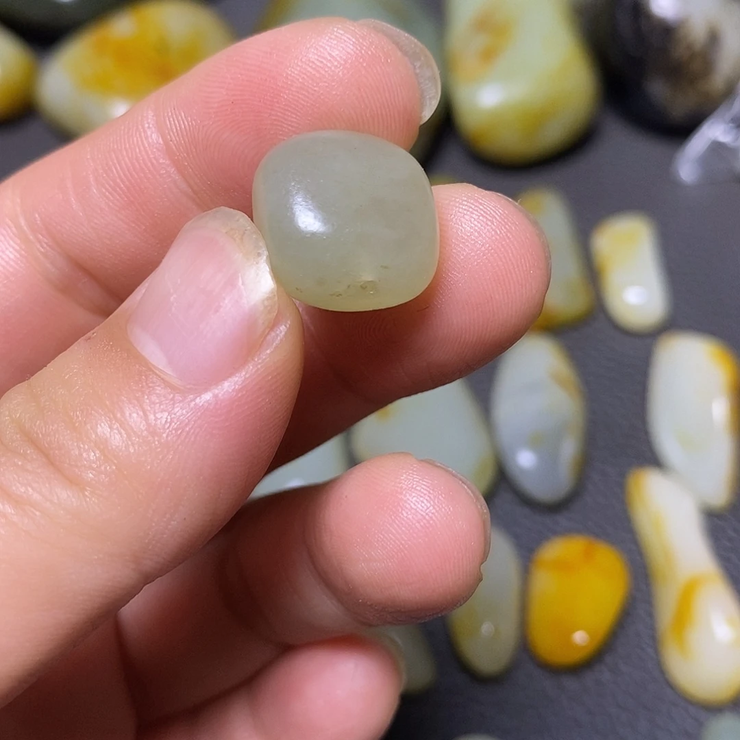 未镶嵌和田玉挂件