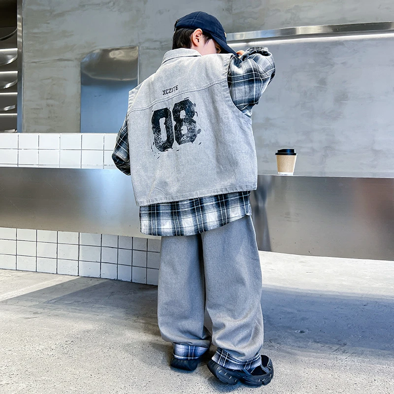 男童秋装牛仔套装2025新款中大童男孩春秋季炸街格子假两件外套潮