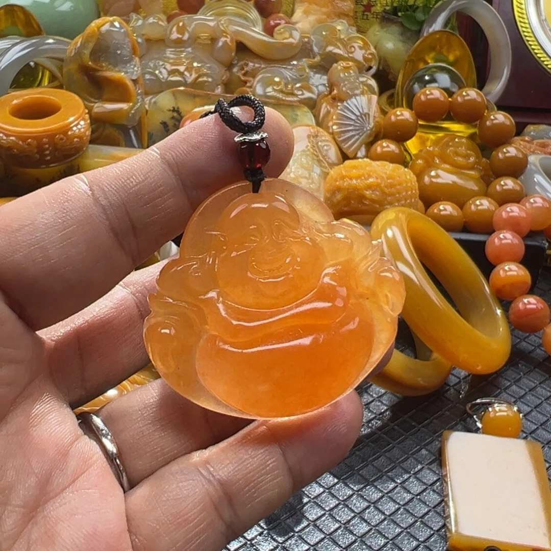 石英质玉未镶嵌颈饰