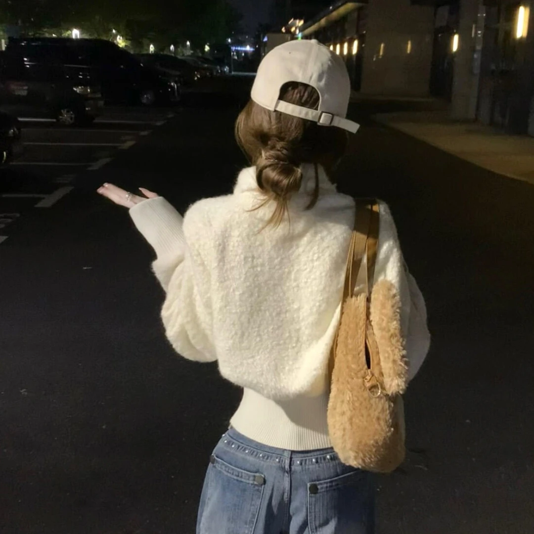 白色巨好看初冬外套女装冬季2025新款羊羔毛毛加绒厚小香风短上衣