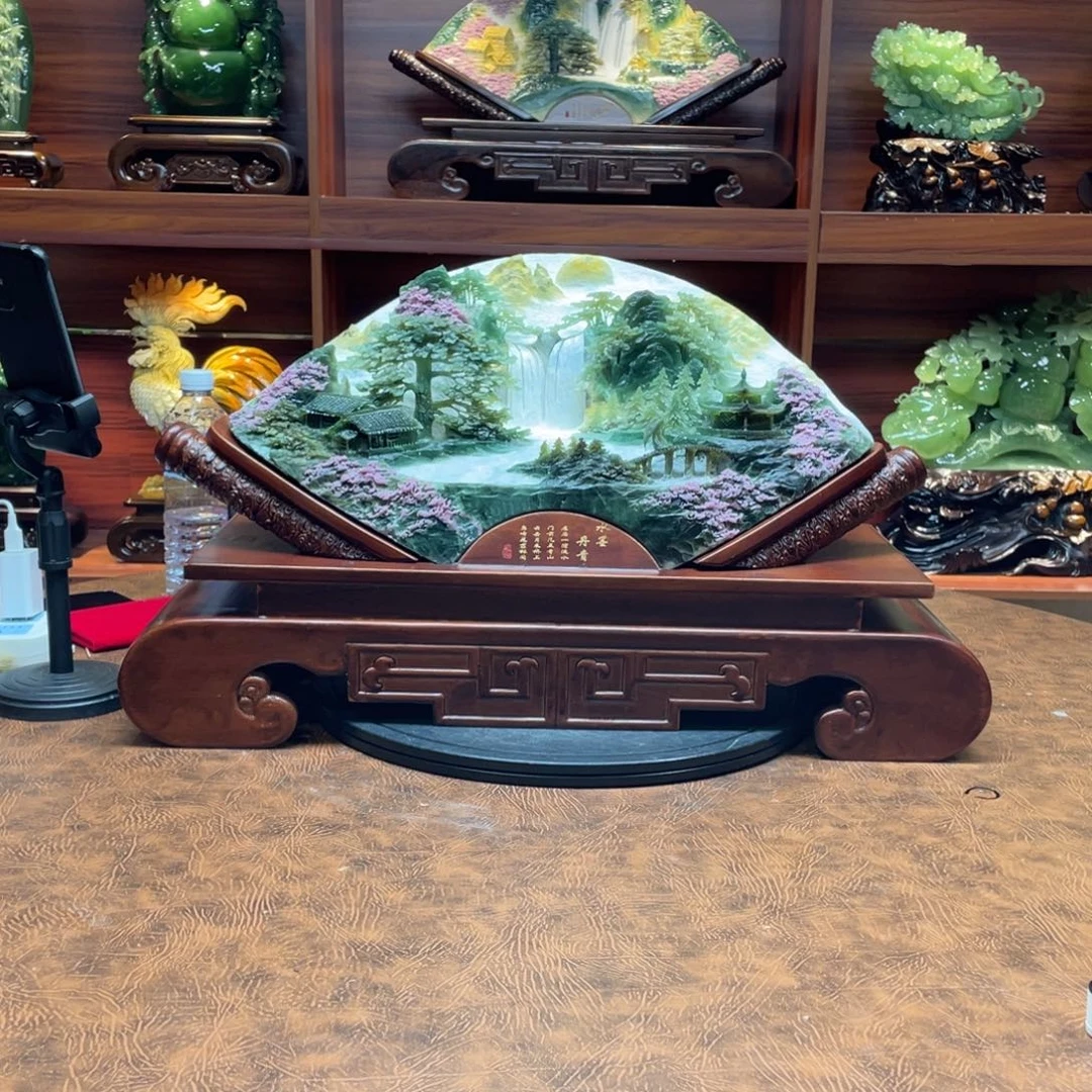 朕***忙玉手工雕刻岫玉摆件