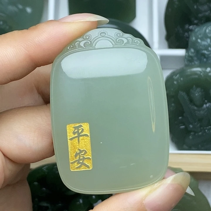 和田玉未镶嵌颈饰
